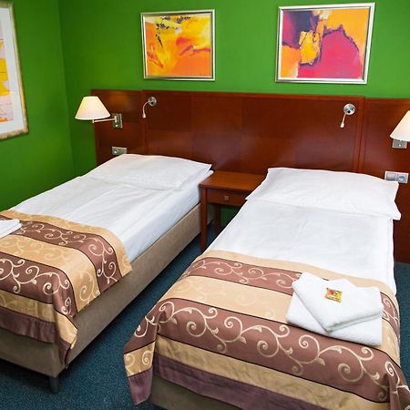 Hotel Rieger Garni Jicin Exterior photo