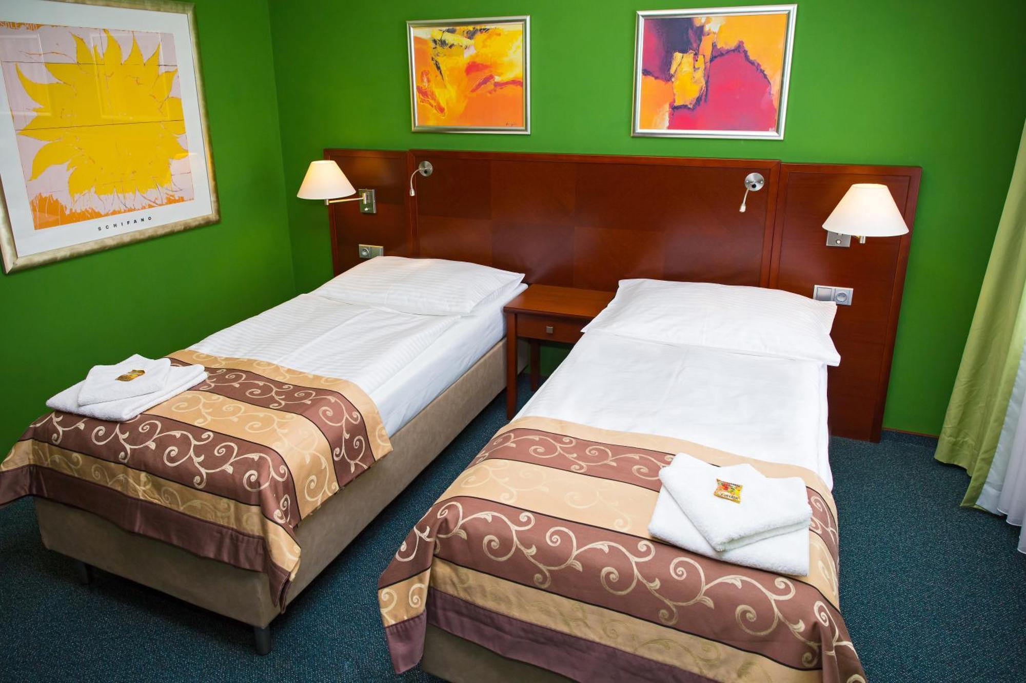 Hotel Rieger Garni Jicin Exterior photo